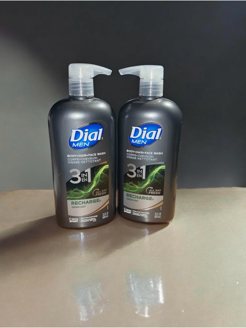 Two Dial Men 3-in-1 Body Hair Face Wash 32 fl oz Recharge Cedar Leaf Clean Rinse